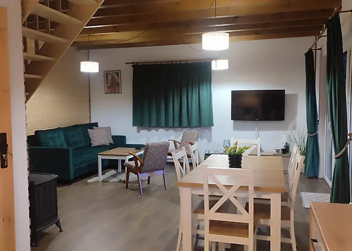 Dzika Polana Alpesi faház *